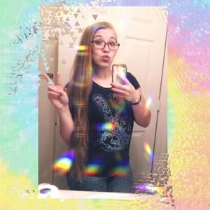 Meet your Posher, Katelyn ann